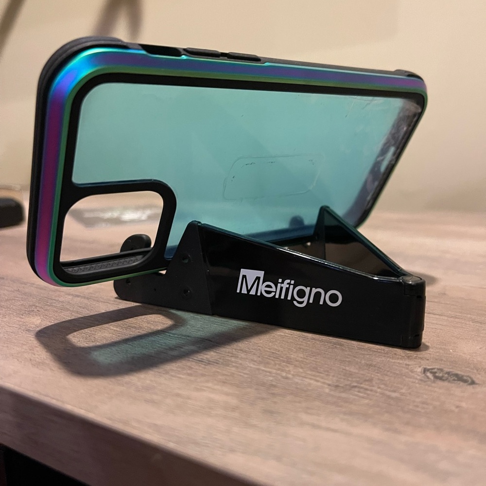 iPhone 12Pro Aluminum iridescent case